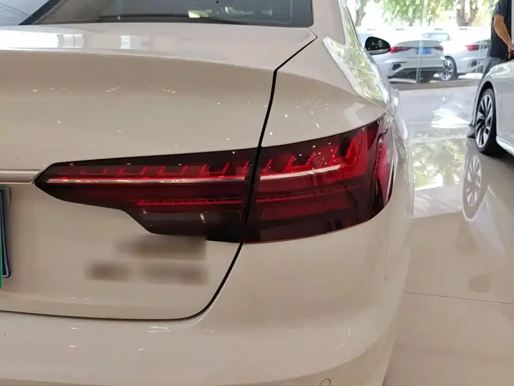 Audi A4L 40 TFSI Fashion Dynamic 2024 — фото 8