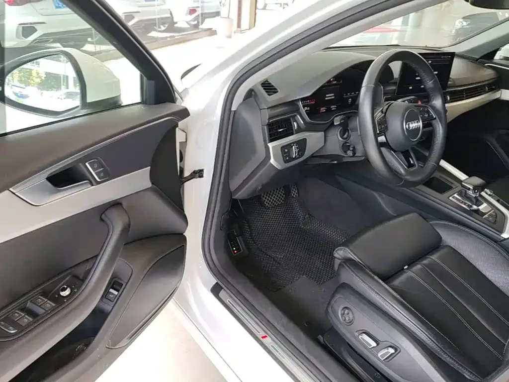 Audi A4L 40 TFSI Fashion Dynamic 2024 — фото 16
