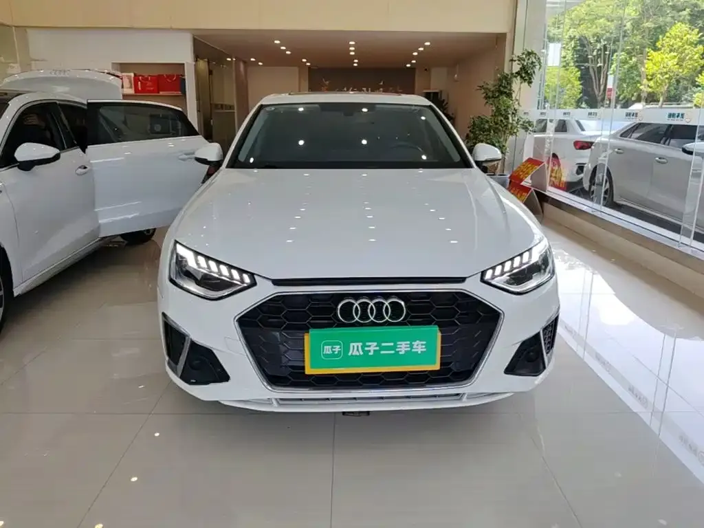 Audi A4L 40 TFSI Fashion Dynamic 2024 — фото 3