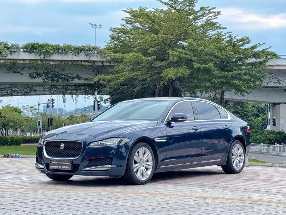 Jaguar XFL XFL 2.0T 250PS Luxury 2019
