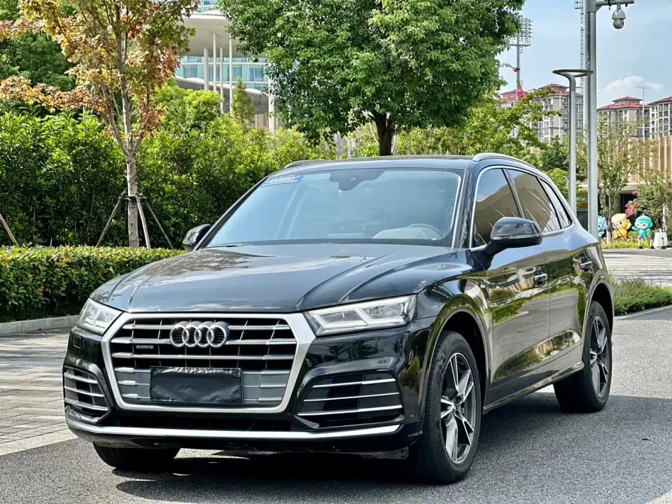 Audi Q5L 40 TFSI Prestige Fashion 2020