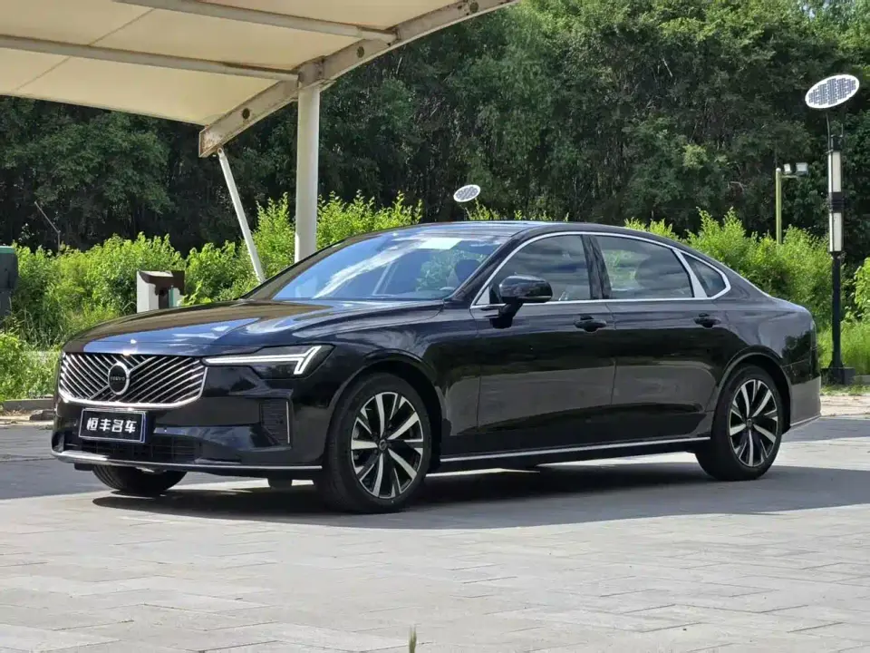 Volvo S90 B5 Zhiyi Luxury Edition 2026