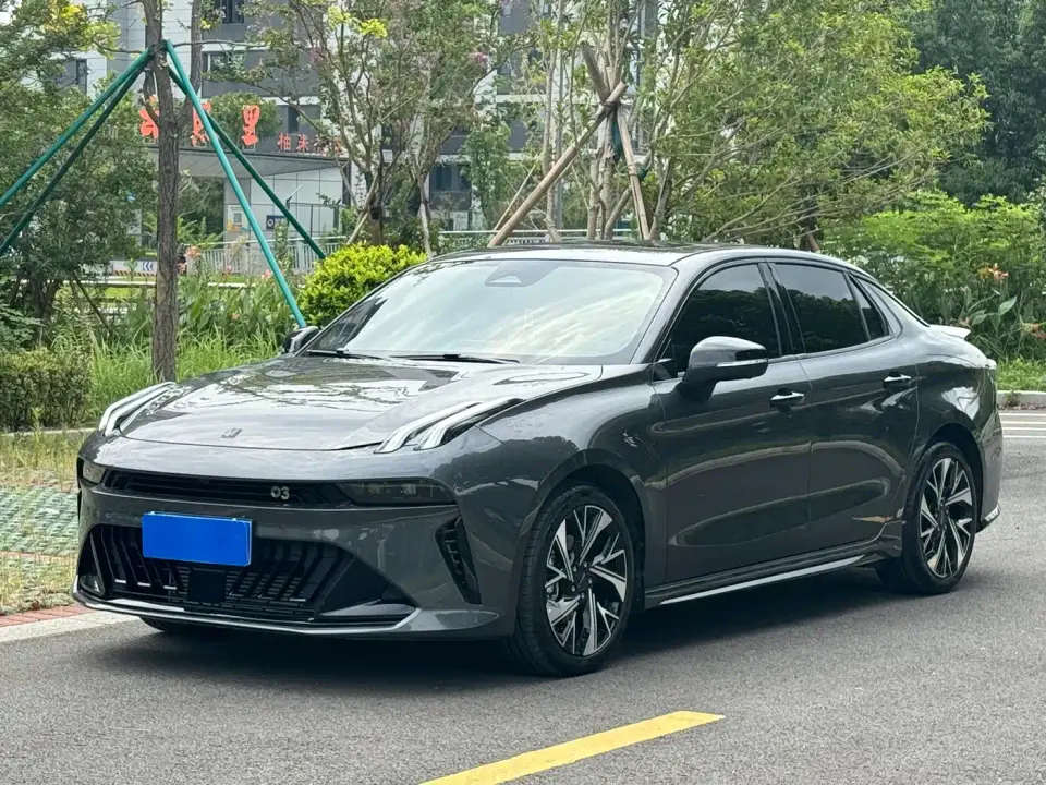Lynk & Co 03 1.5TD Base Model 2025