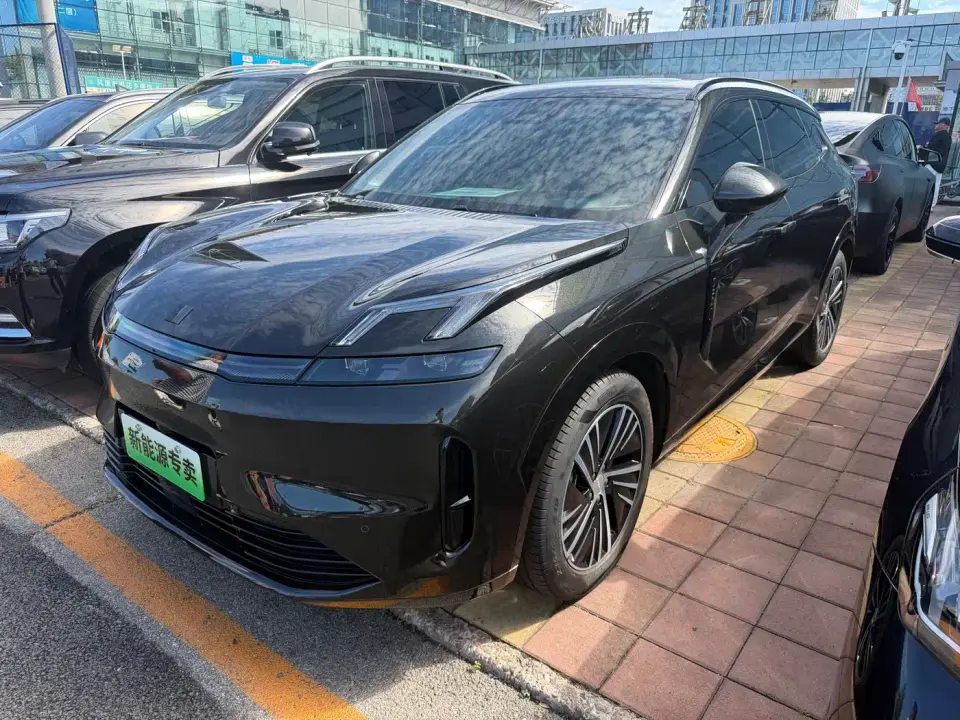 Lynk & Co 08 EM-P 120km Long Range Halo 2024