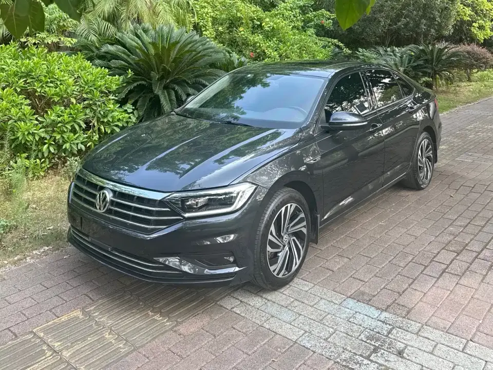 Volkswagen Sagitar 280TSI DSG Surpassing Edition 2022