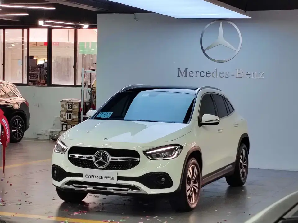 Mercedes-Benz GLA-Class Model GLA 200 2022