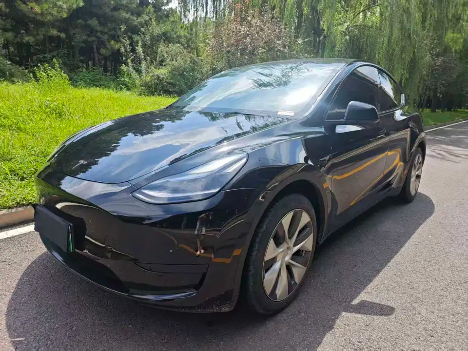 Tesla Model Y Facelift Rear-Wheel Drive Version 2023