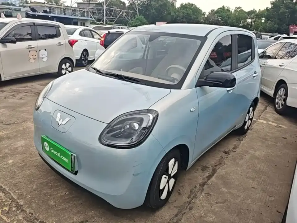 Wuling Motors Hongguang MINIEV 4-Door Advanced 2025