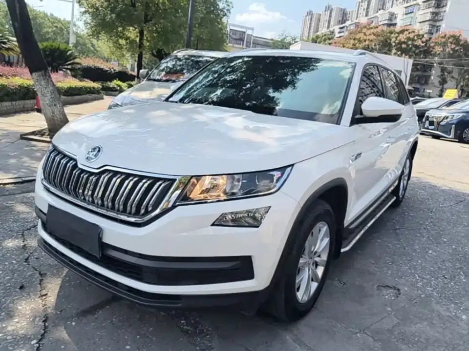 Skoda Kodiaq Facelift TSI330 7-Seater 2WD Comfort Edition China VI 2019