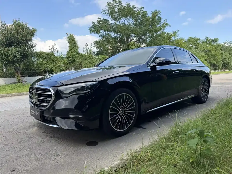 Mercedes-Benz E-Class E 300 L Luxury 2026
