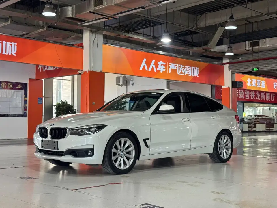 BMW 3 Series GT 320i Fashion Model 2019