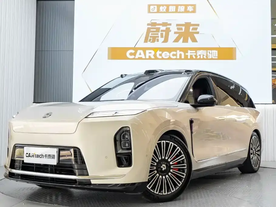 NIO ES8 Base Model 7-Seater 2025