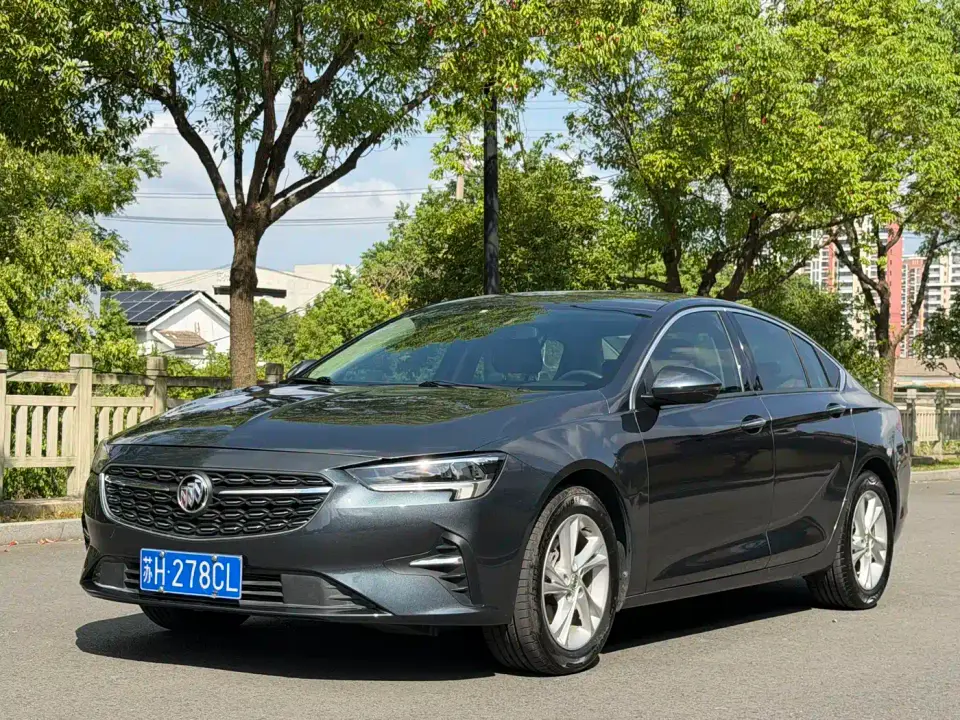 Buick Regal 552T Luxury 2021