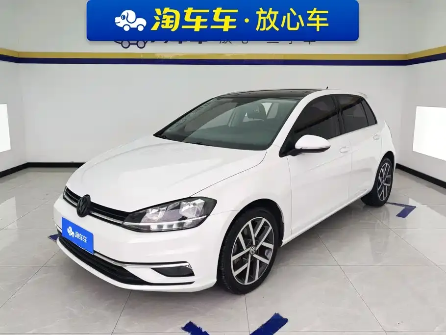 Volkswagen Golf Beloved Edition 200TSI DSG Comfort Progressive 2020