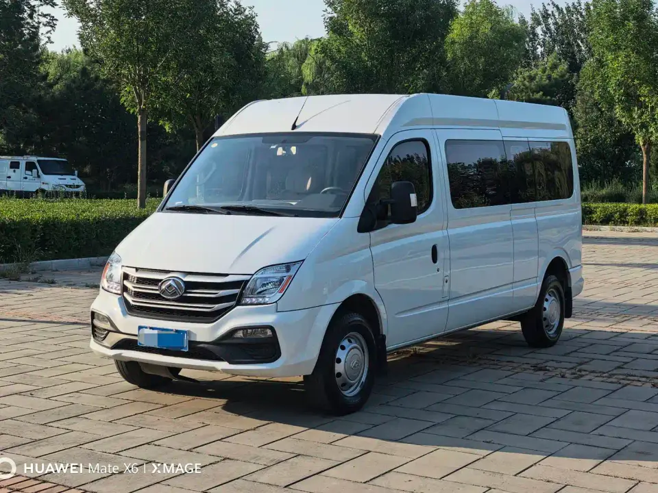 SAIC Maxus Xintu V80 Aoyun Value Edition 6AMT Long Wheelbase Medium Roof 127Ps 6/7/8/9 Seats 2025