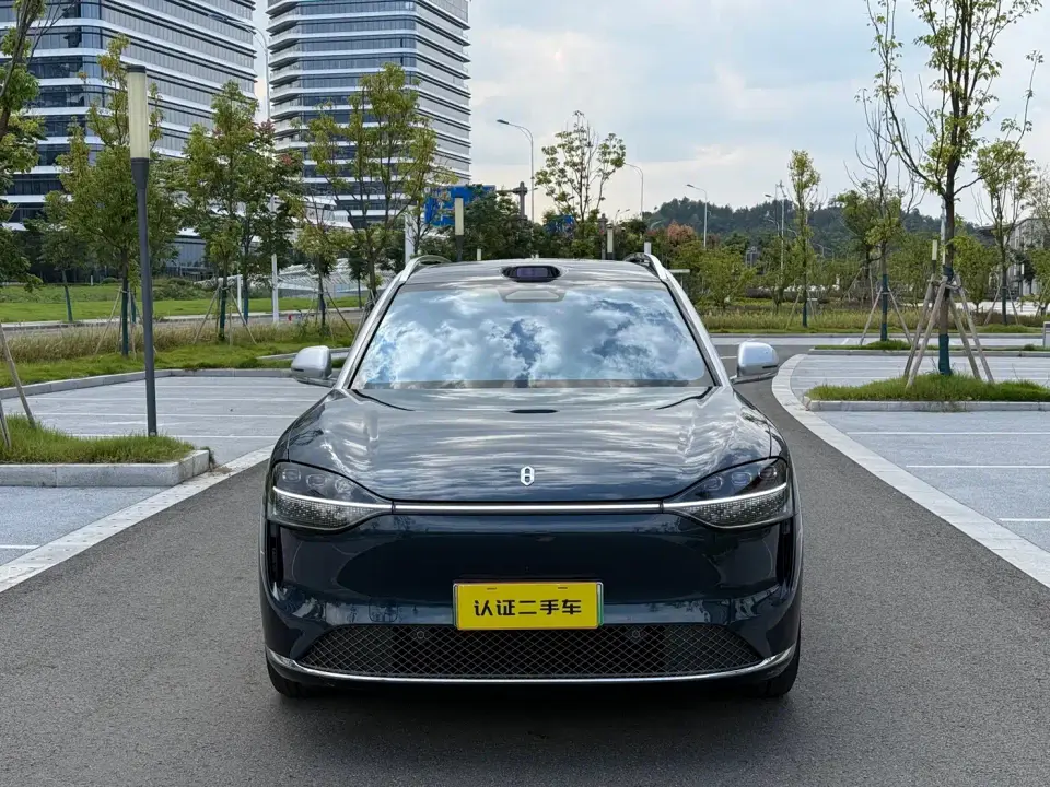 AITO Wenjie AITO M9 Pure Electric Max Edition 100kWh 6-seater 2025