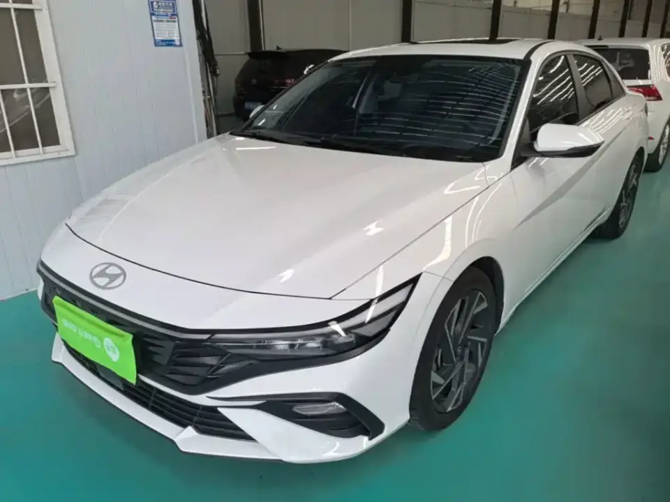 Hyundai Elantra 1.5L CVT GLX Elite Edition 2025