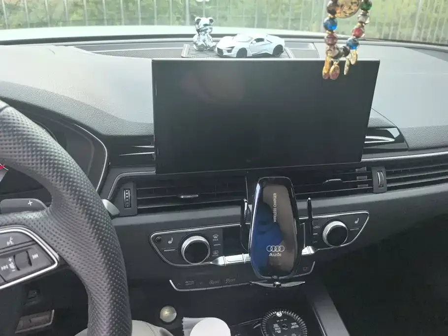 Audi A4L 40 TFSI Luxury Dynamic 2024 — фото 13