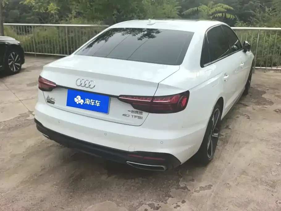 Audi A4L 40 TFSI Luxury Dynamic 2024 — фото 3