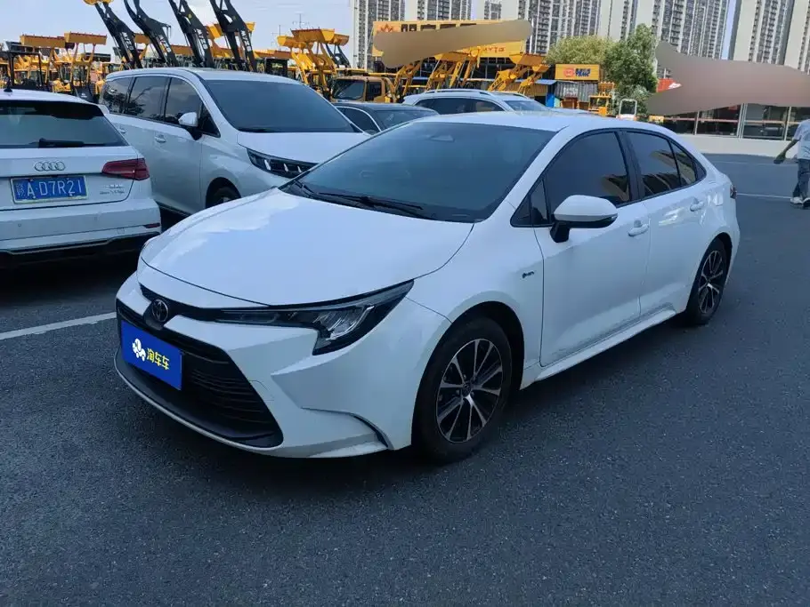 Toyota Levin Smart Hybrid 1.8L Leading Edition 2025
