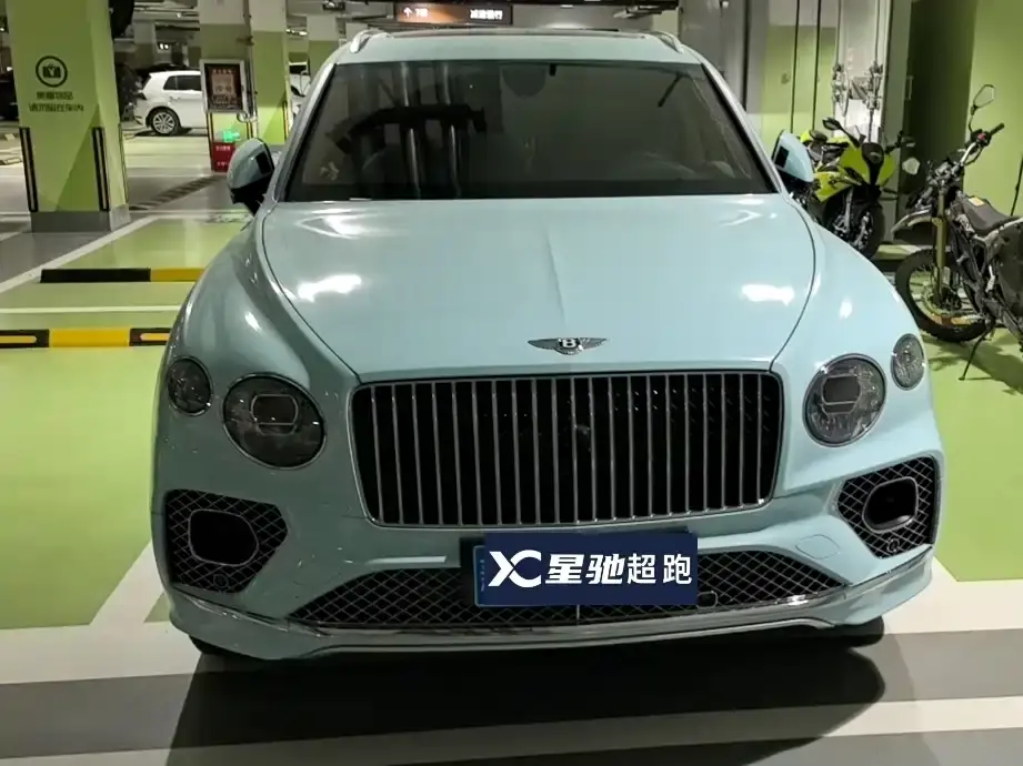 Bentley Bentayga 4.0T V8 Long Wheelbase Elegance Edition 2023