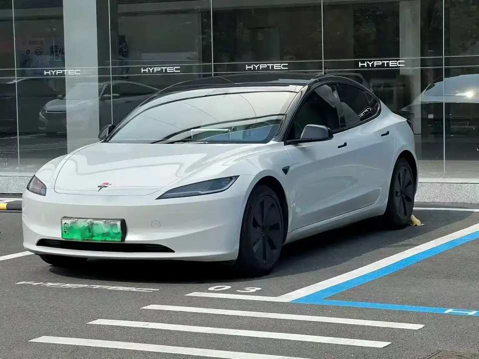 Tesla Model 3 Rear-Wheel Drive 2024