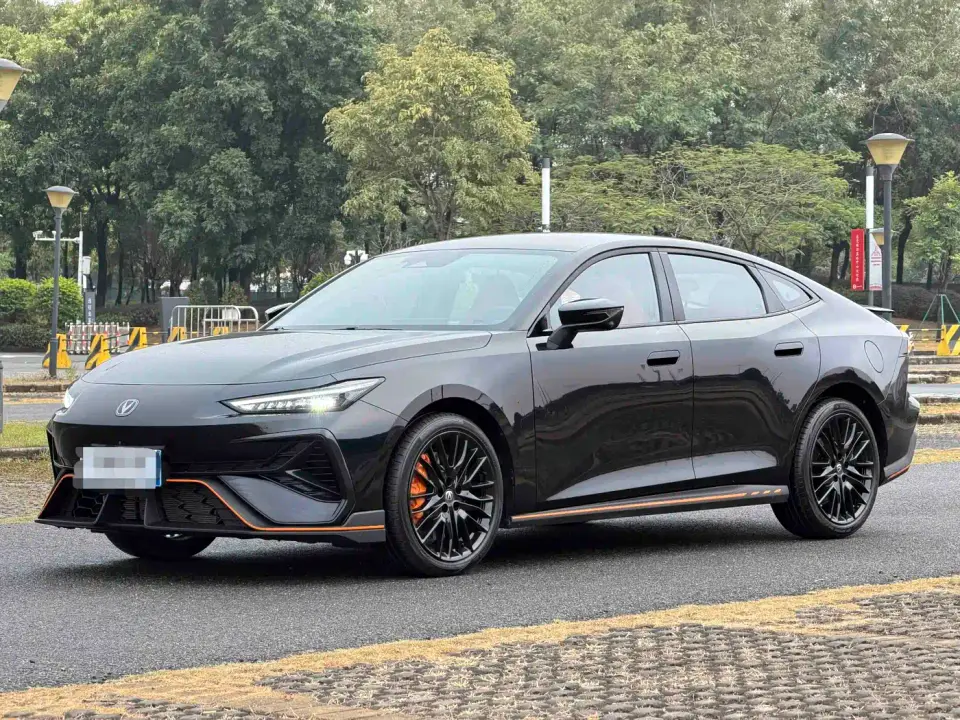 Changan UNI-V 2.0T Sport Version 2025