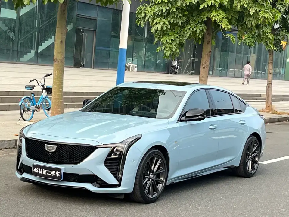 Cadillac CT5 Model 28T Track Performance Edition + Peak Track Package 2025
