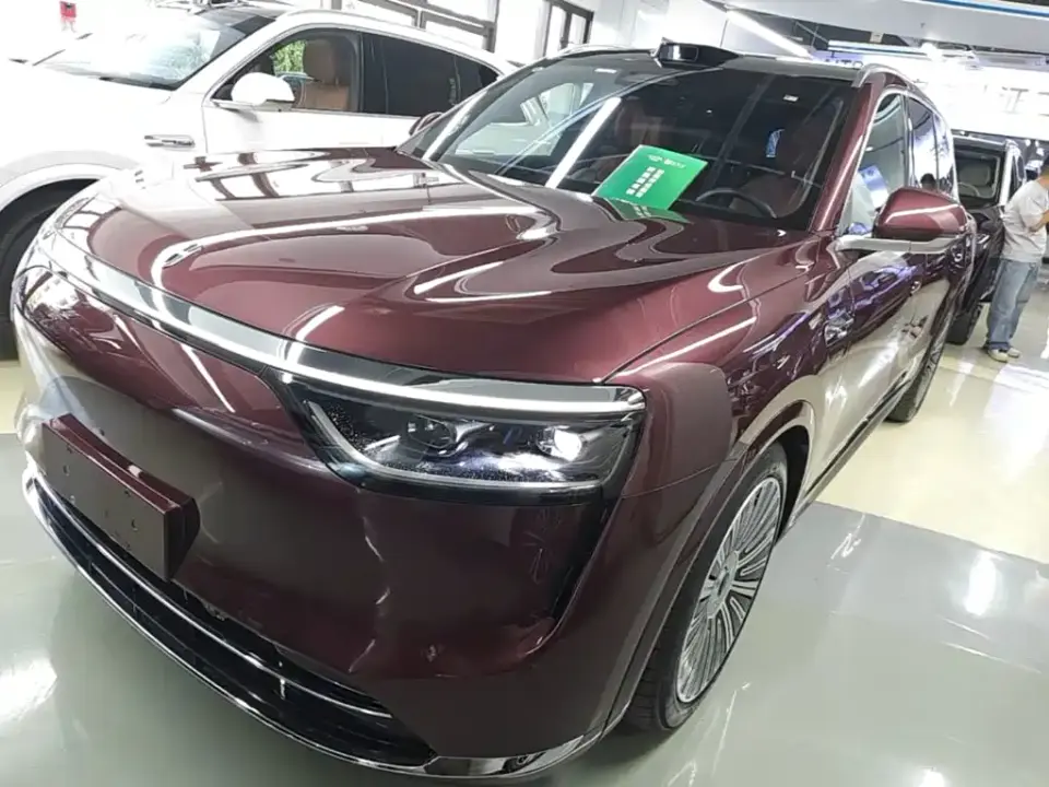 AITO Wenjie AITO M8 Model Extended Range Ultra Edition 53.4kWh 5-Seater 2025