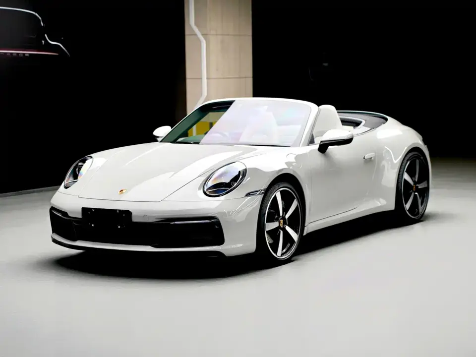 Porsche 911 Carrera Cabriolet 3.0T 2024