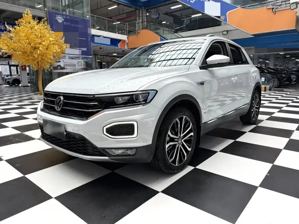 Volkswagen T-ROC 280TSI DSG 2WD Comfort PLUS 2022