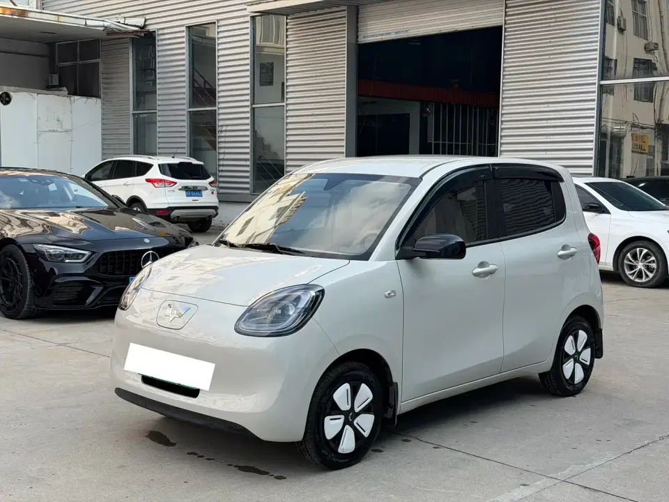 Wuling Motors Hongguang MINIEV 4-Door Advanced 2025