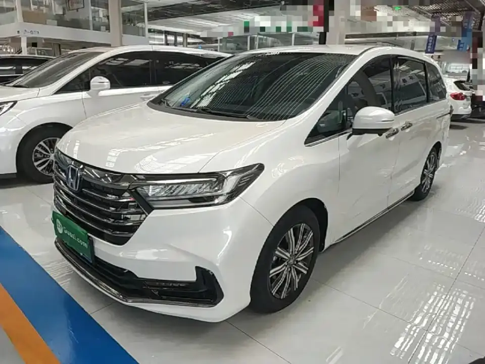 Honda Odyssey 2.0L e:HEV Sharp·Comfort Edition 2025
