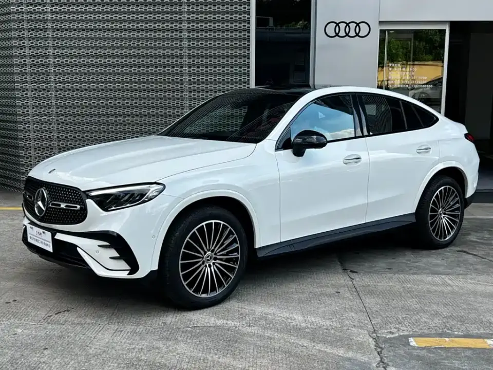 Mercedes-Benz GLC Coupe Model GLC 300 4MATIC Coupe SUV 2026