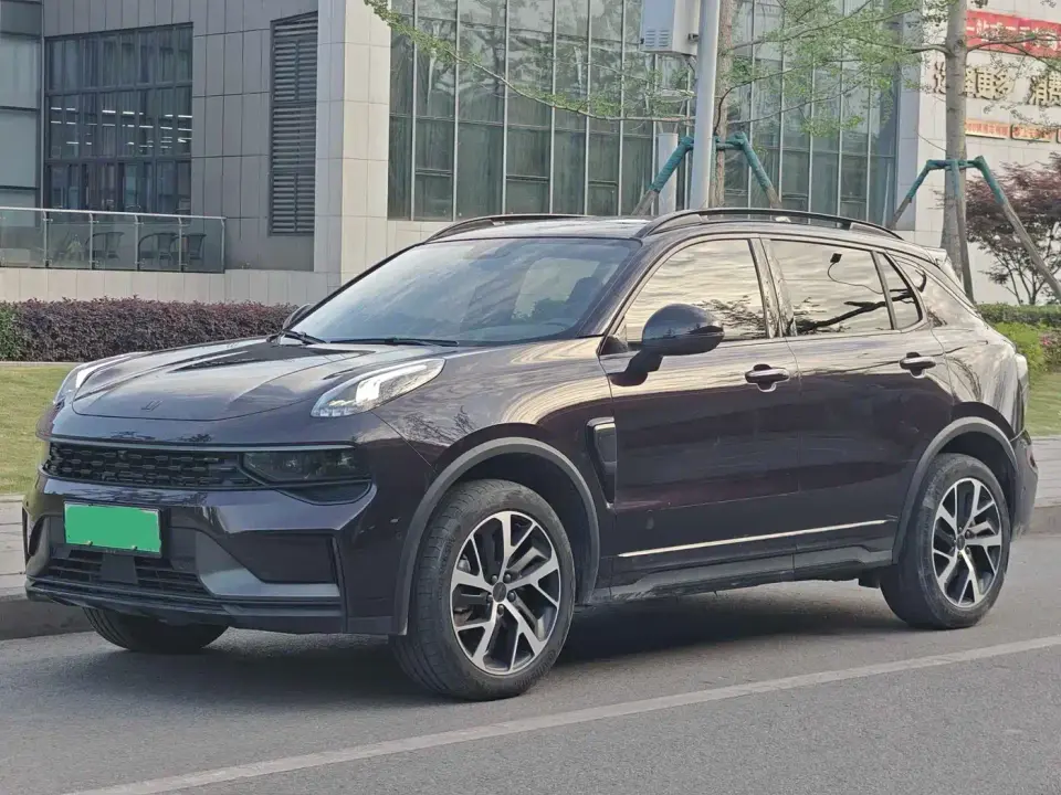 Lynk & Co 01 EM-P 1.5TD PHEV Halo 2021