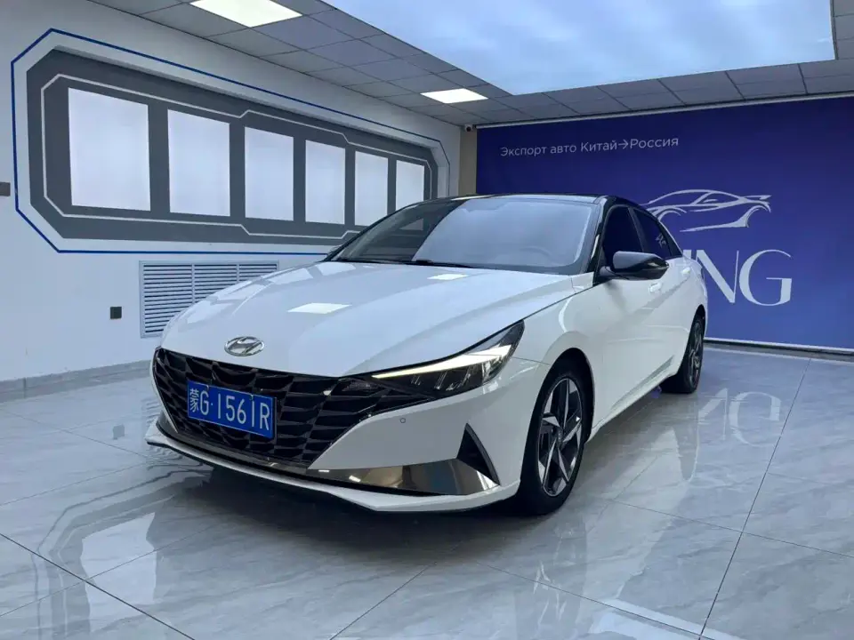 Hyundai Elantra 1.5L CVT LUX Premium Edition 2023