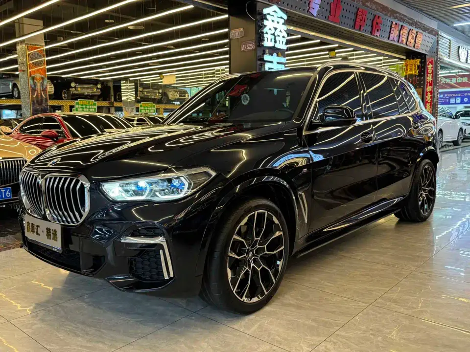 BMW X5 xDrive 40Li M Sport Package 2023