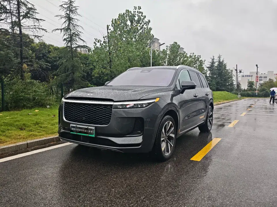 Li Auto Li ONE Extended Range 6-Seater 2023