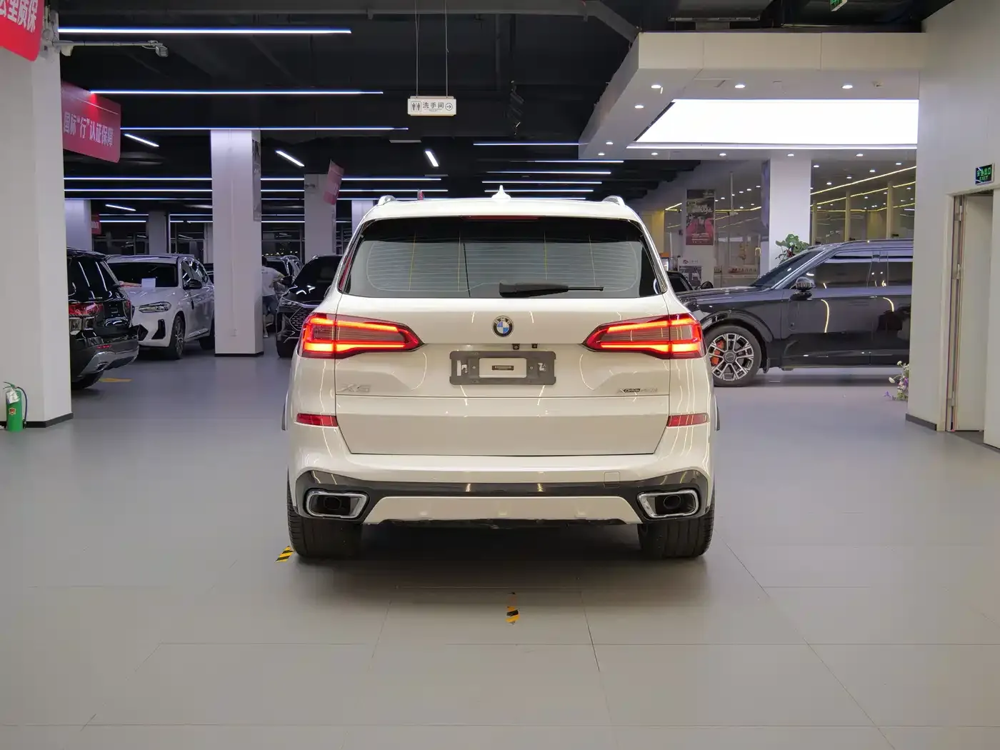 BMW X5 (Import) xDrive40i M Sport Package 2020 — фото 6