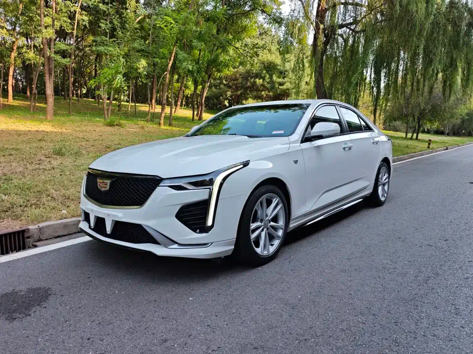 Cadillac CT4 28T Fashion Edition 2021