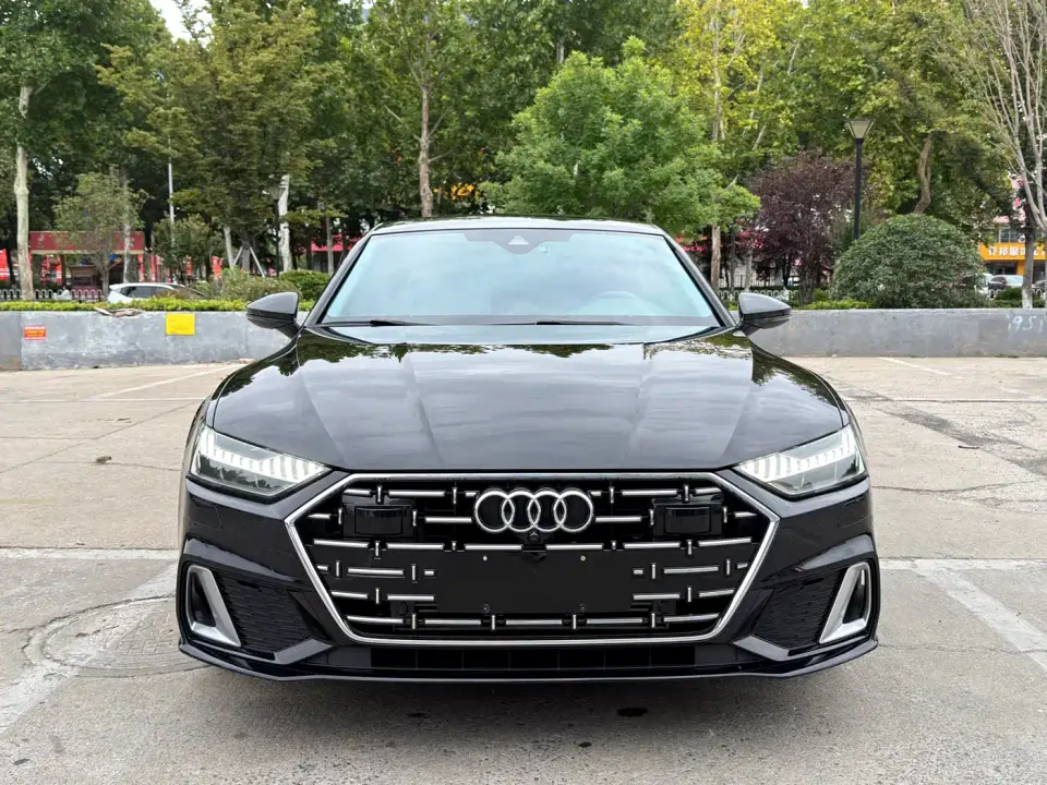 Audi A7L 45 TFSI Luxury 2024