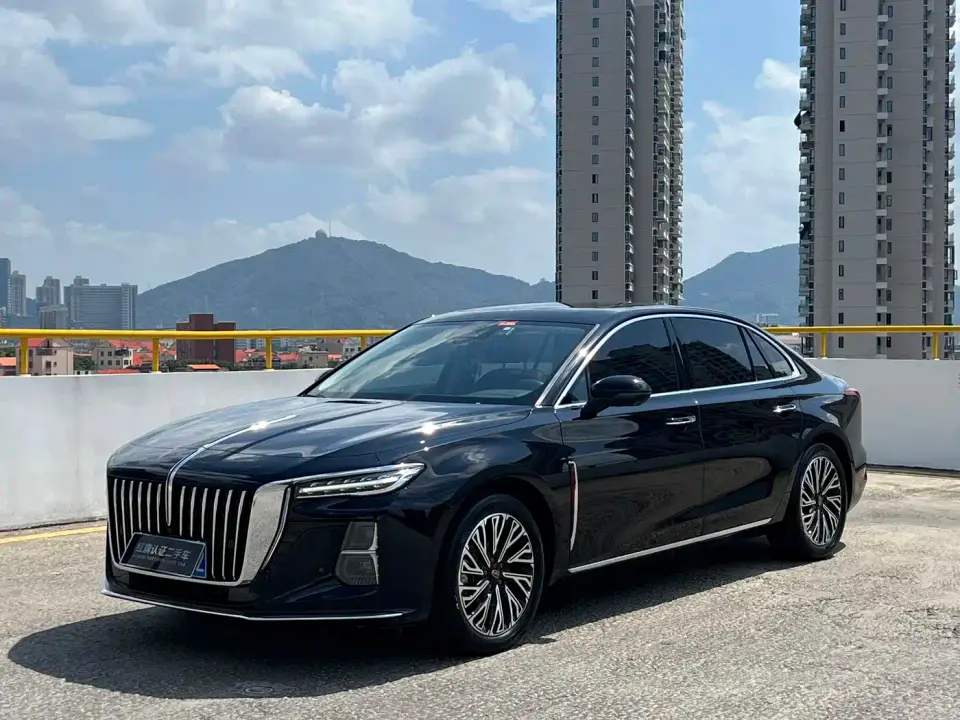 Hongqi H5 2.0T Automatic Smart Connect Flag Smooth Edition 2024
