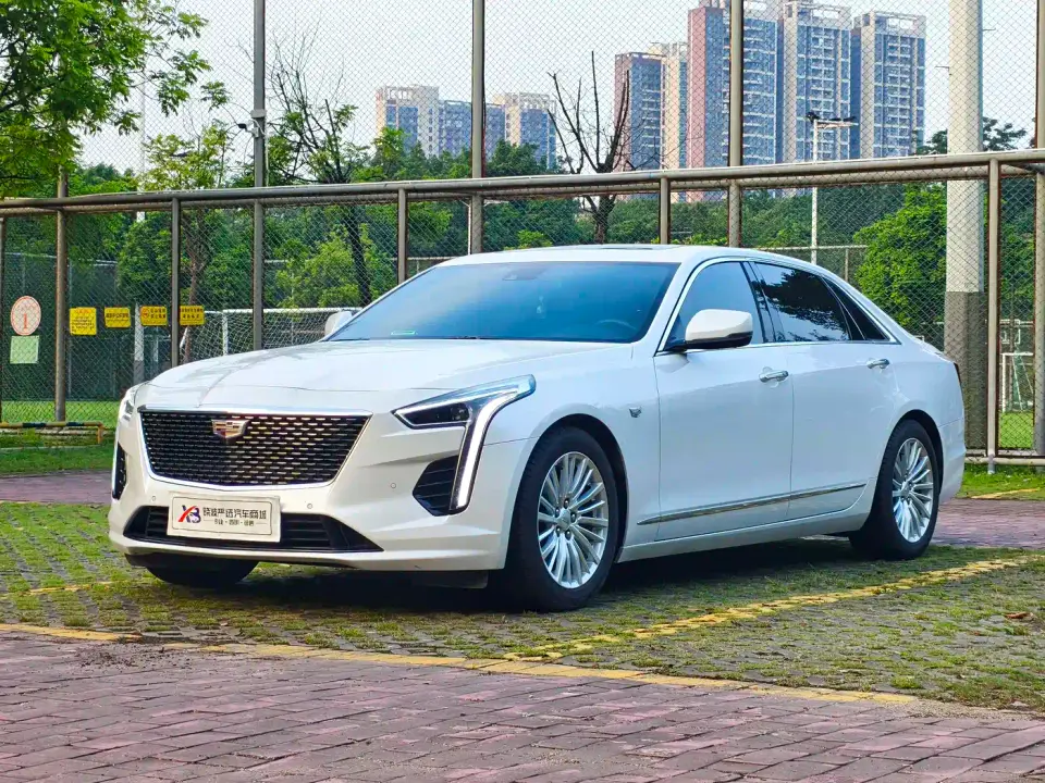 Cadillac CT6 28T Luxury 2022