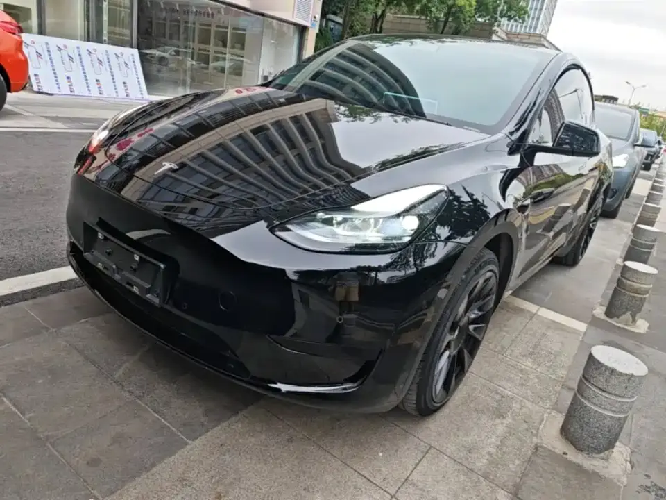 Tesla Model Y Facelift Rear-Wheel Drive Version 2023