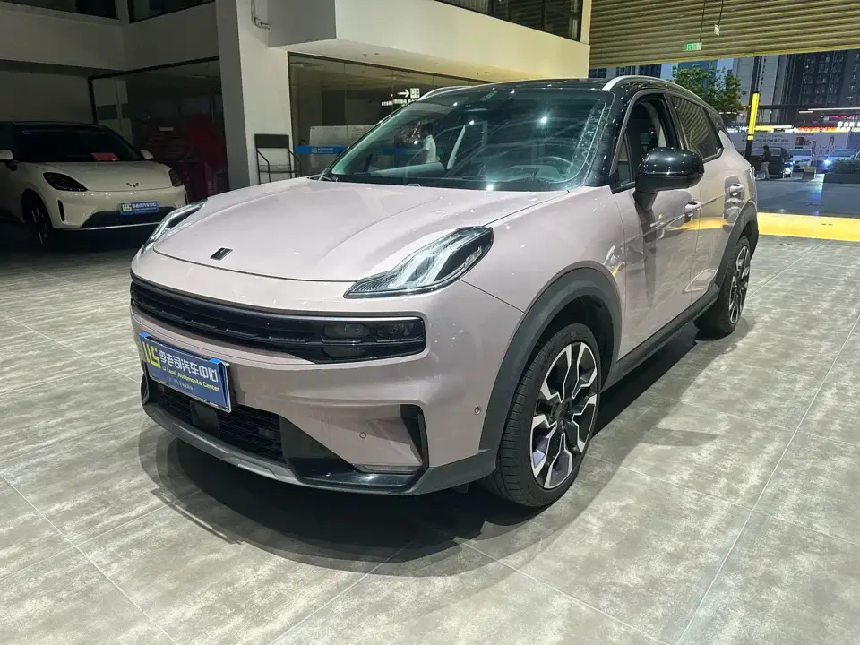 Lynk & Co 06 1.5T Shero Pink Special Edition 2022
