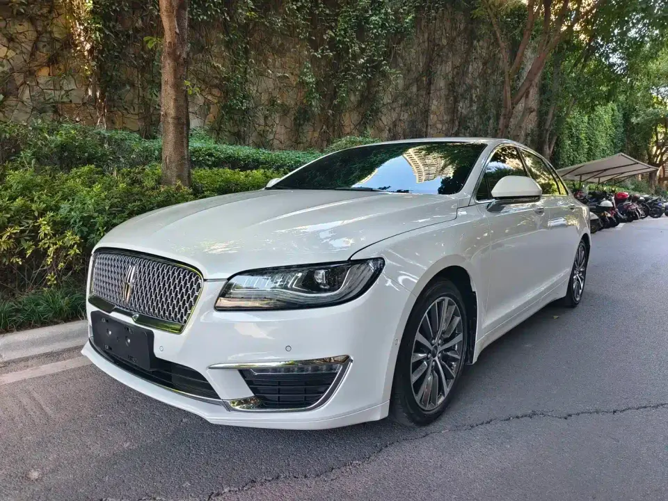 Lincoln MKZ 2.0T Prestige Edition 2020