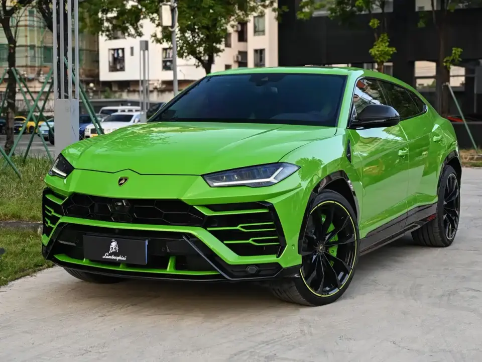 Lamborghini Urus 4.0T V8 2023