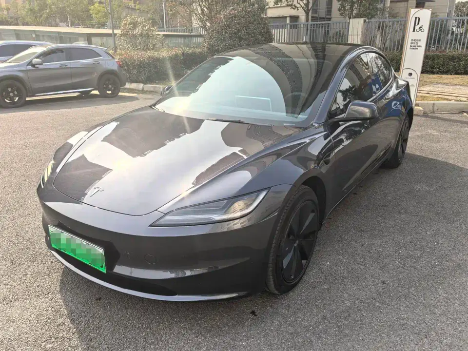 Tesla Model 3 Rear-Wheel Drive 2024