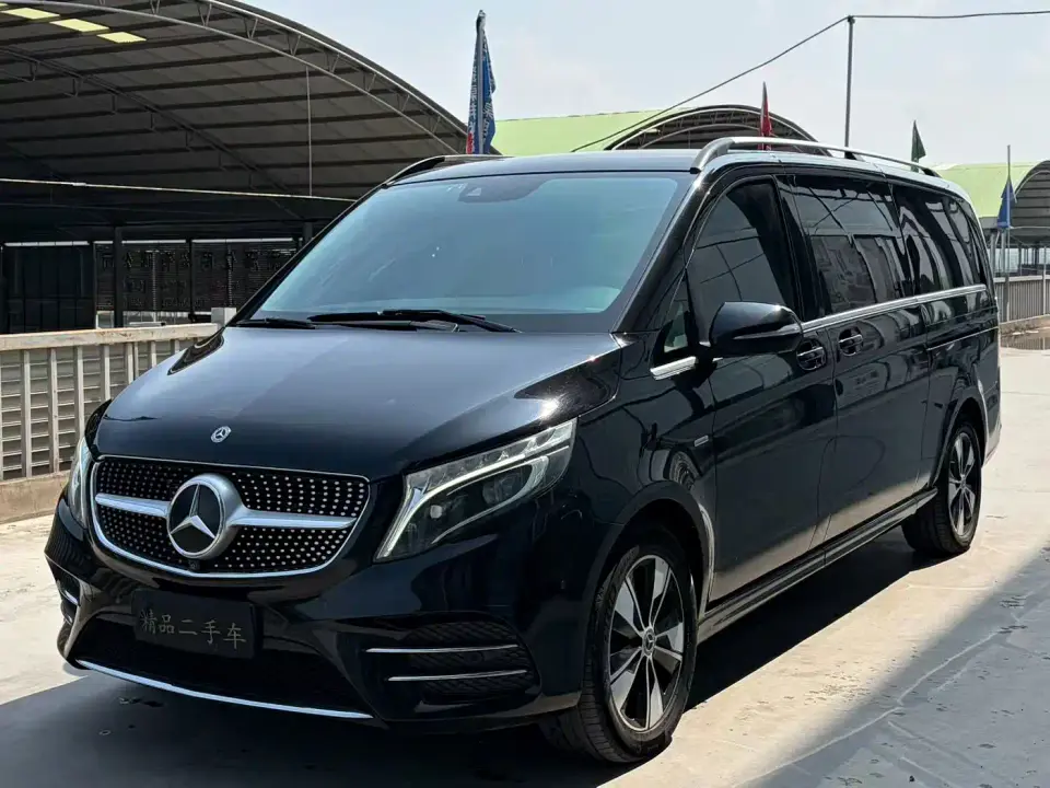 Mercedes-Benz V-Class Model V 260 L Long Wheelbase Luxury 2021