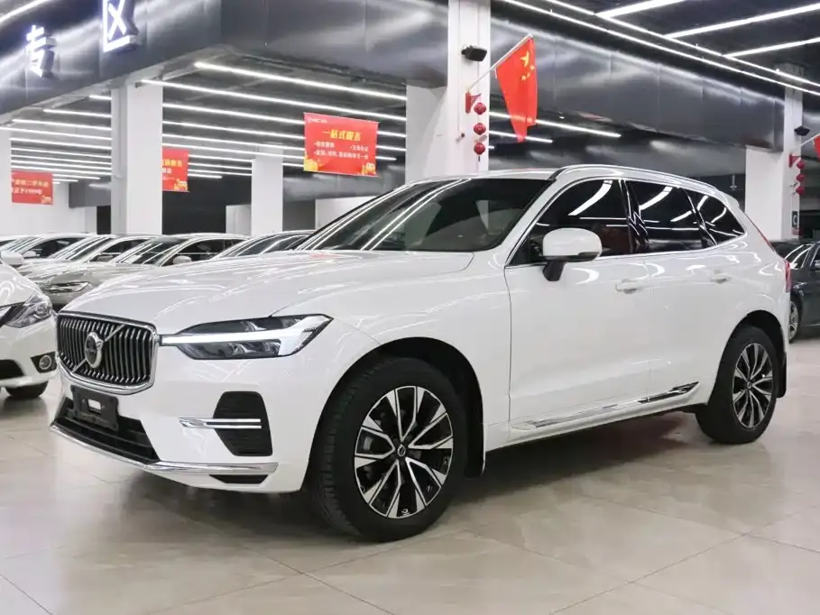 Volvo XC60 B5 AWD Smart Elite Luxury 2023